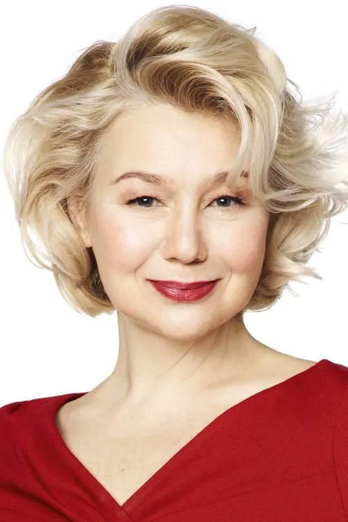 Dorota Nowakowska — personaje: Izabela Rekrut, matka Fryderyka