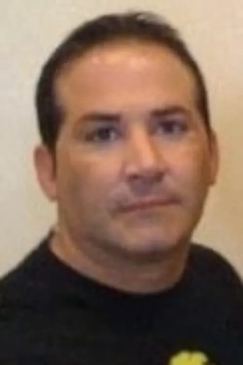 Don Clovis ha trabajado con Douglas Cartelli en 1 ocasiones