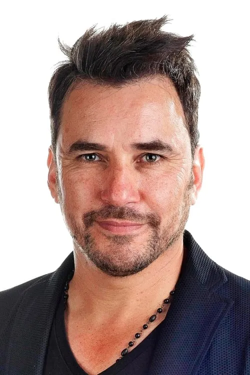 Douglas — personaje: Self