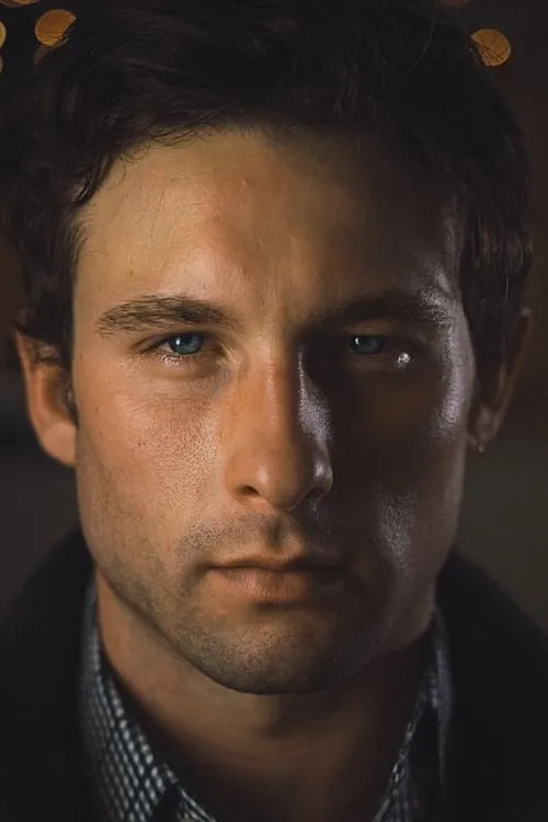 Joseph Atash ha trabajado con Drew Harwood en 1 ocasiones