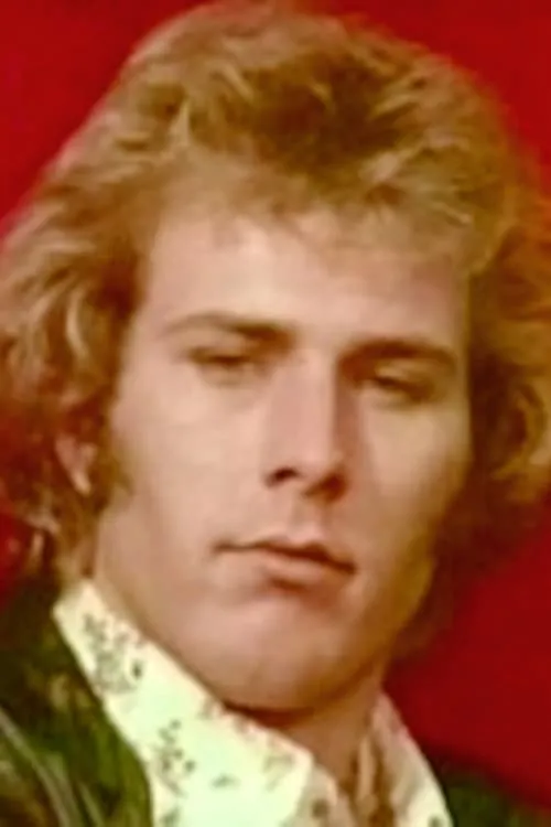 Elliot March ha trabajado con Duane Paulsen en 1 ocasiones