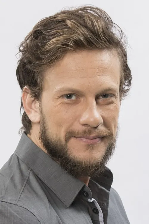 Raul Castro ha trabajado con Dudu Pelizzari en 1 ocasiones