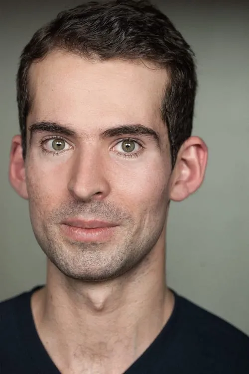 Saffron Coomber ha trabajado con Duncan Moore en 1 ocasiones