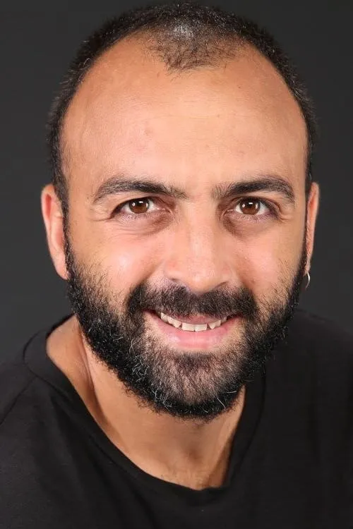 Ayhan Önem ha trabajado con Dursun Celil Cephe en 1 ocasiones