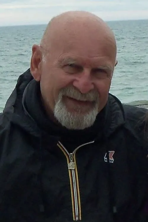 John Shepherd ha trabajado con Dwayne McLean en 1 ocasiones