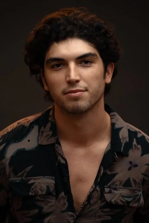 Ari Hader ha trabajado con Dylan Nunez en 1 ocasiones