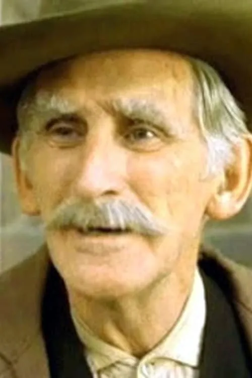 Marietta Marich ha trabajado con Ed Geldart en 4 ocasiones