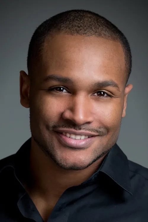 Tristan Shire ha trabajado con Edem Nyamadi en 1 ocasiones