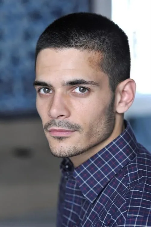 Édouard Collin interpretando a Martin