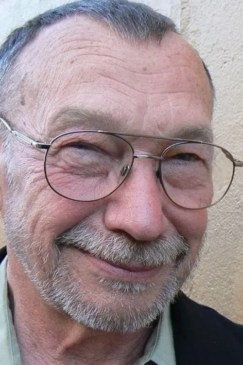 Edwin Hodgeman — personaje: Steve Willis