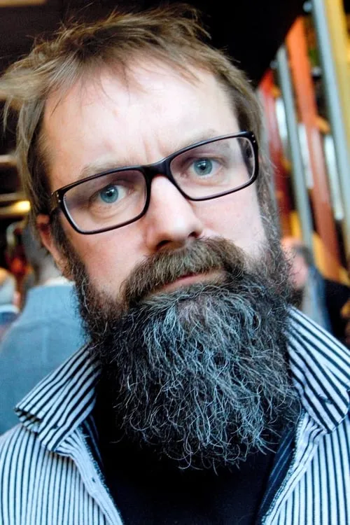 Egil Hegerberg interpretando a Far i huset 1-7