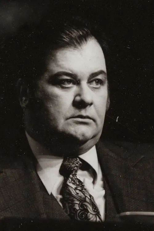 Harijs Avens ha trabajado con Egons Beseris en 4 ocasiones