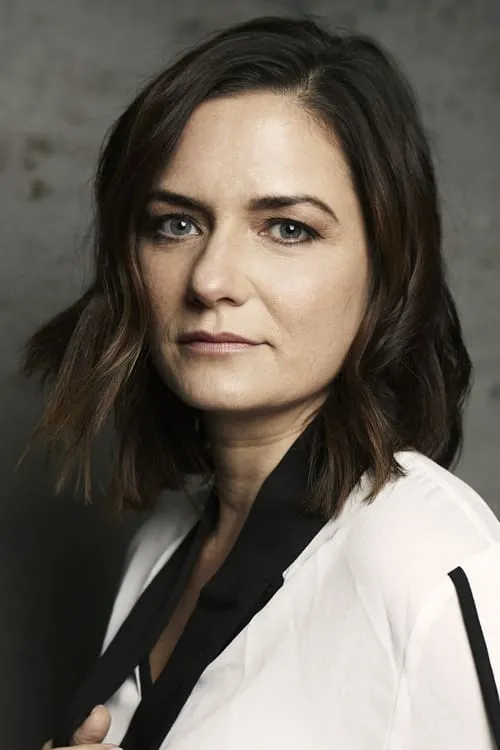 Jack G. Davis ha trabajado con Eileen Álvarez en 1 ocasiones