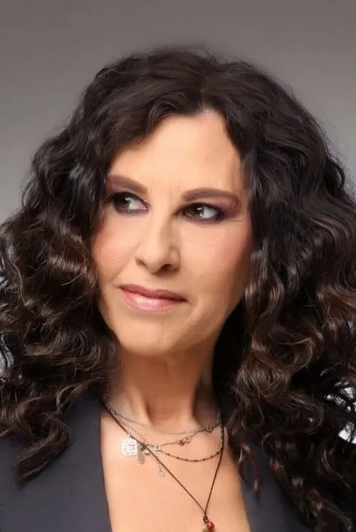 ??t???? ??µ?? ha trabajado con Eleftheria Arvanitaki en 1 ocasiones