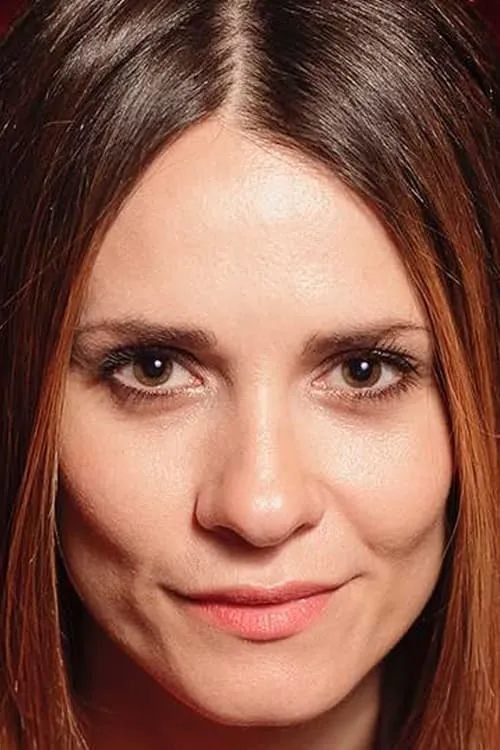 Elena Ballesteros — personaje: Elena