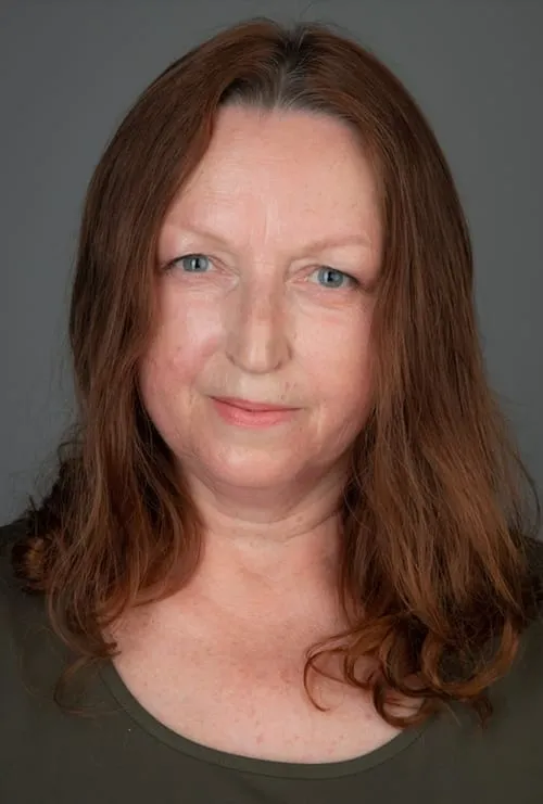 ????????? ??????? ha trabajado con Elena Krestyantseva en 1 ocasiones