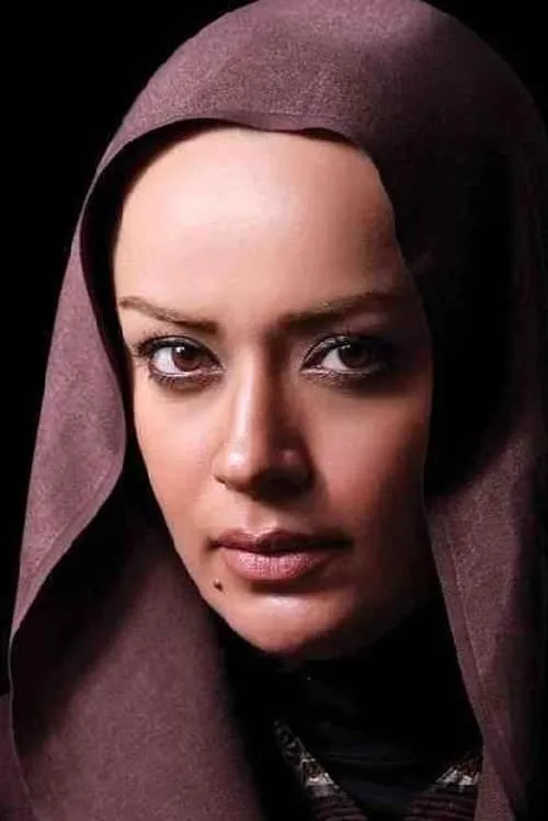 Elham Charkhande — personaje: Zivar