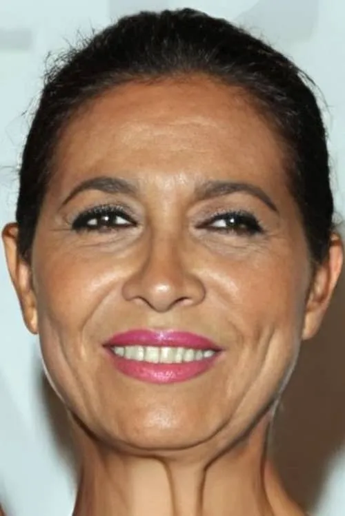 Elide Melli interpretando a