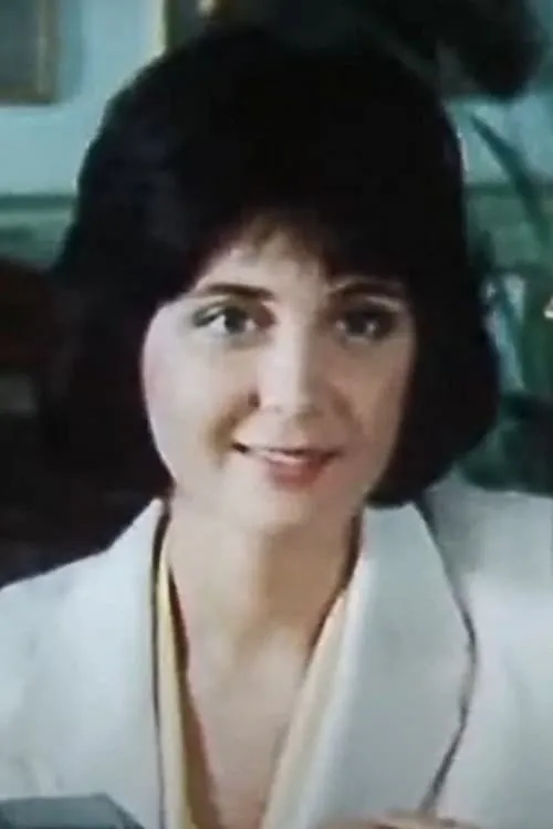 Elina Kalinova — personaje: Mari Krovs