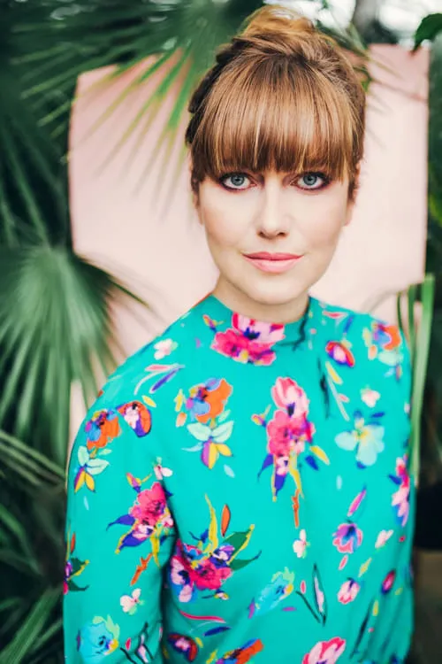 Elīna Vāne interpretando a 