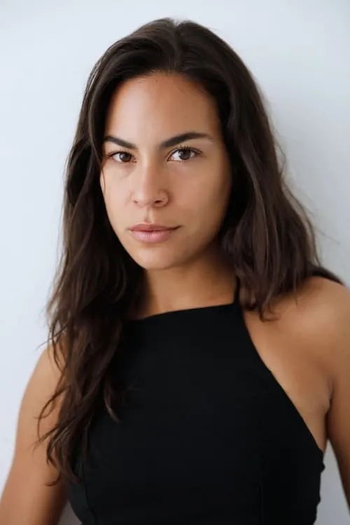 Gustavo Borjas ha trabajado con Elisa Tenaud en 1 ocasiones