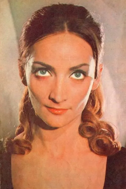 Elisabeta Jar interpretando a