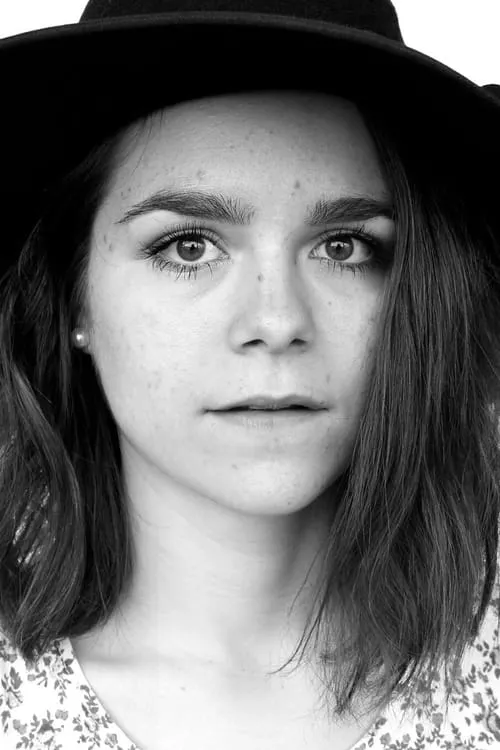 Élisabeth Smith — personaje: Alice