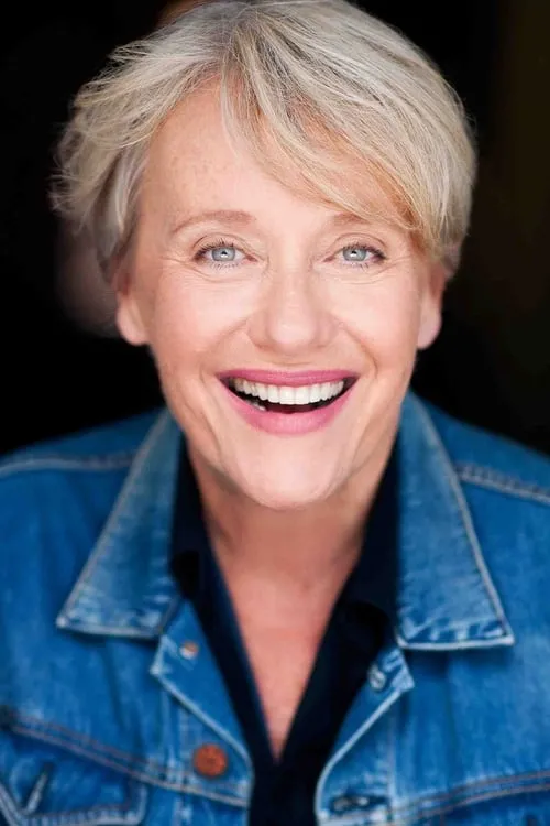 Elizabeth Alexander interpretando a Barbara Borstein