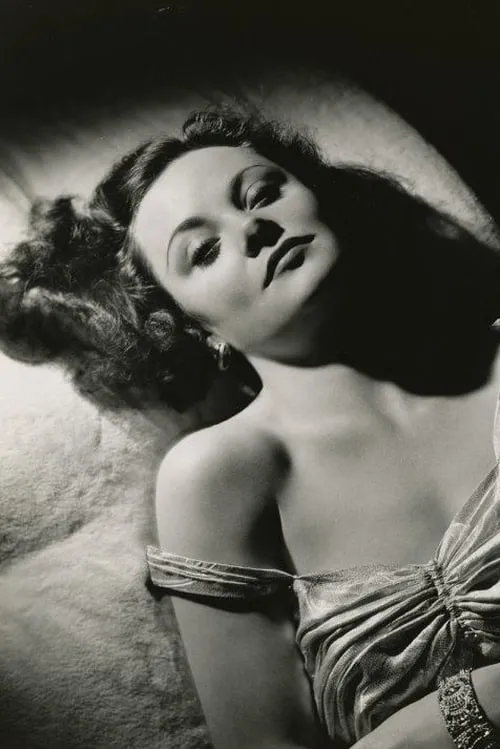 Elizabeth Inglis interpretando a Linda Conniston