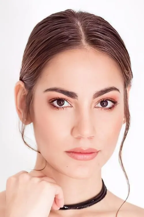 Elizabeth Minotta interpretando a Maria