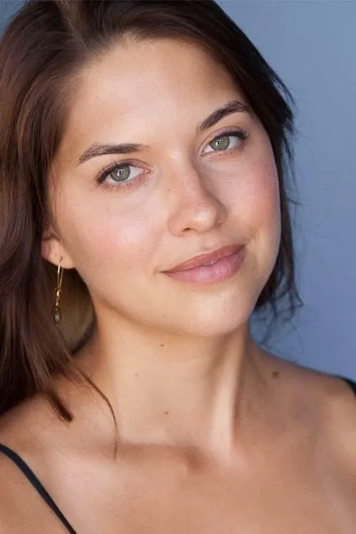 Elizabeth Peterson — personaje: Taylor