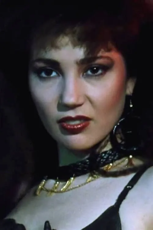 Allen Lieb ha trabajado con Ella Aralovich en 1 ocasiones