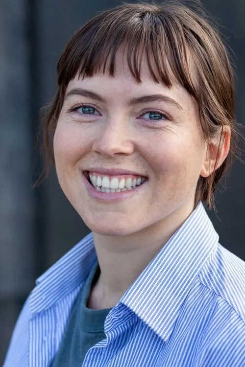 Madeleine Adams ha trabajado con Ella Gilbert en 1 ocasiones