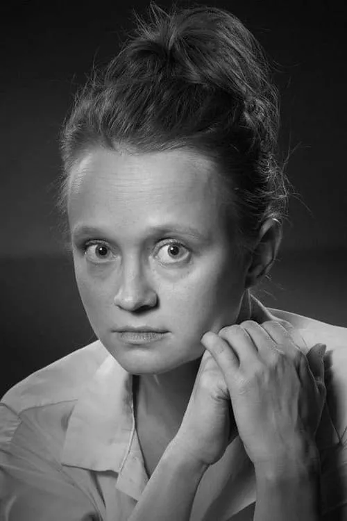 Ella Mettänen — personaje: Tuire Lähde