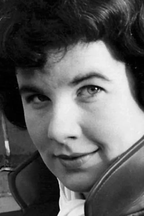 Foto de perfil del actor Ellen Dryden en el reparto