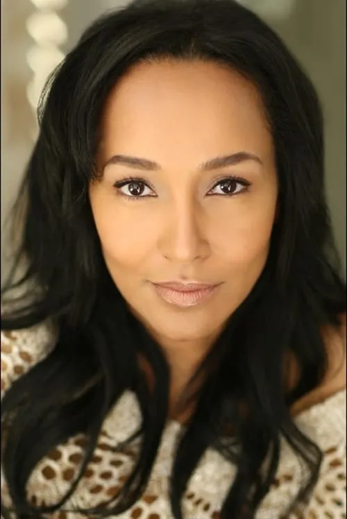 Lyrics Born ha trabajado con Ellen Ewusie en 1 ocasiones