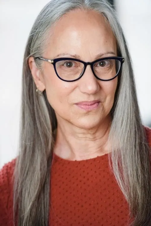 Sascha Belle Nastasi ha trabajado con Ellen Green Johnson en 1 ocasiones