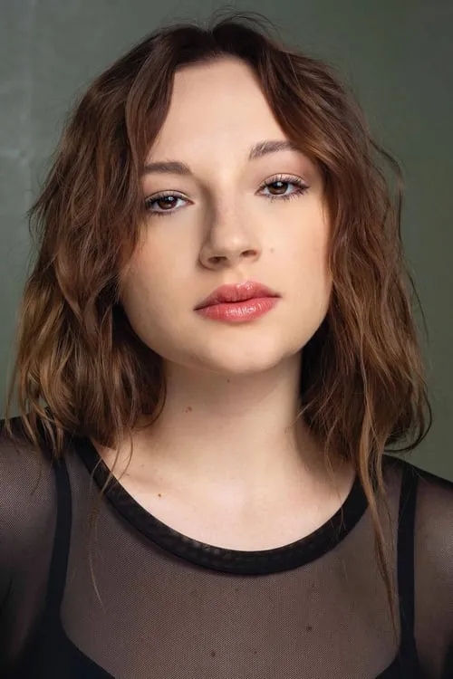 Holly Kaplan ha trabajado con Ellen Woomer en 1 ocasiones