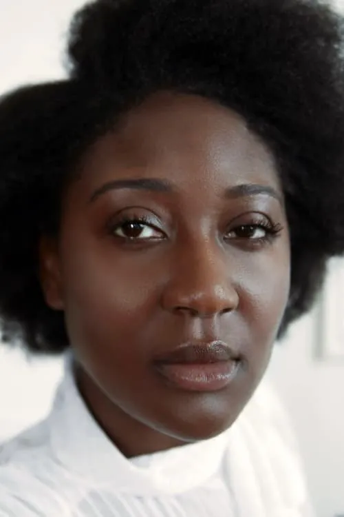 Ellie Foumbi interpretando a Grace