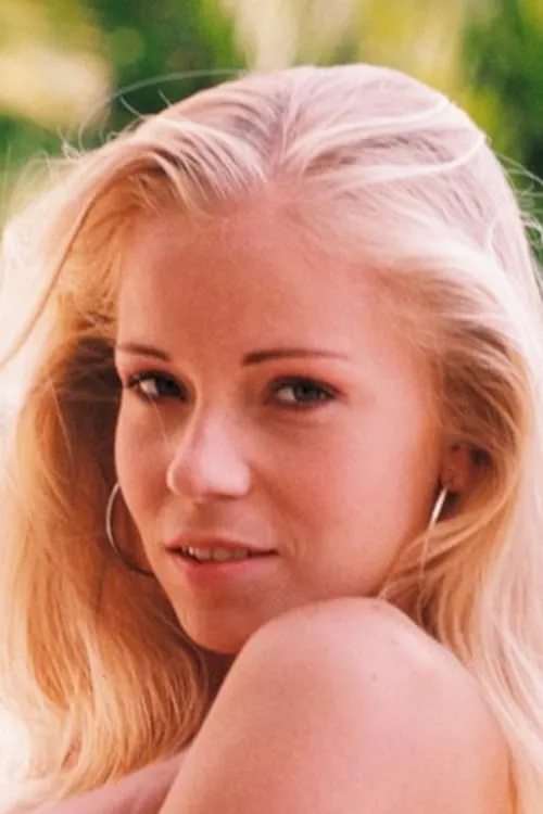 Elza Brown interpretando a 