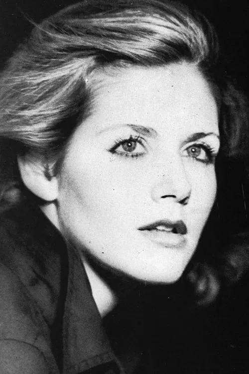 Emanuela Barattolo interpretando a Charlotte Marden