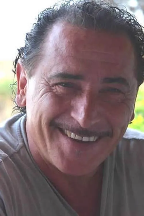 Luciano Caldore ha trabajado con Emanuele De Nicolò en 1 ocasiones