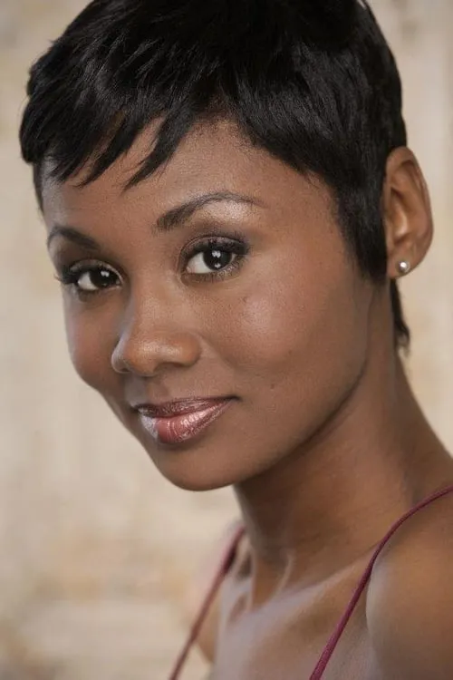 Emayatzy Corinealdi interpretando a Frances Taylor