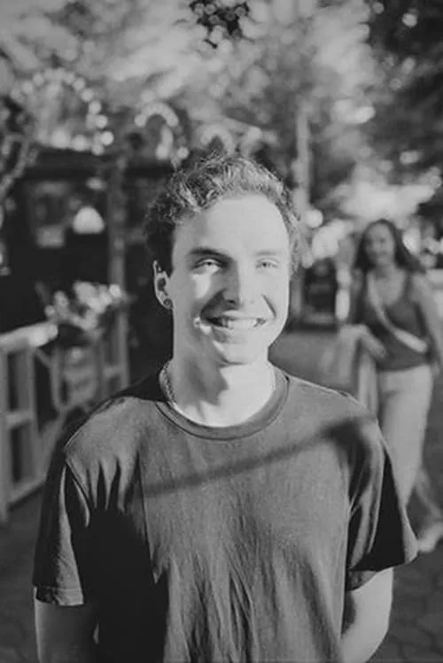 Emil Guttorm ha trabajado con Emil Lyster en 6 ocasiones