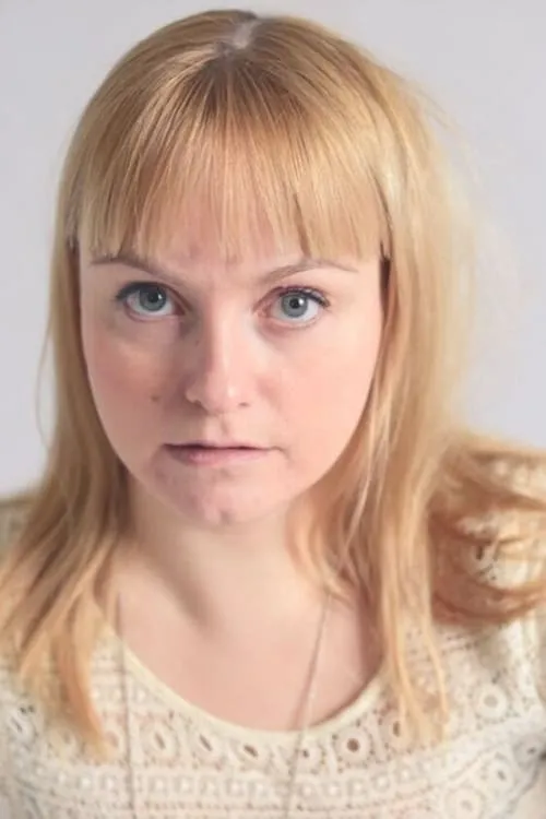 Emilia Sinisalo interpretando a Outi