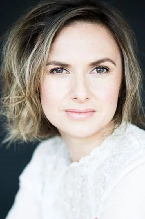 Lucie Provost ha trabajado con Émilie Josset en 1 ocasiones