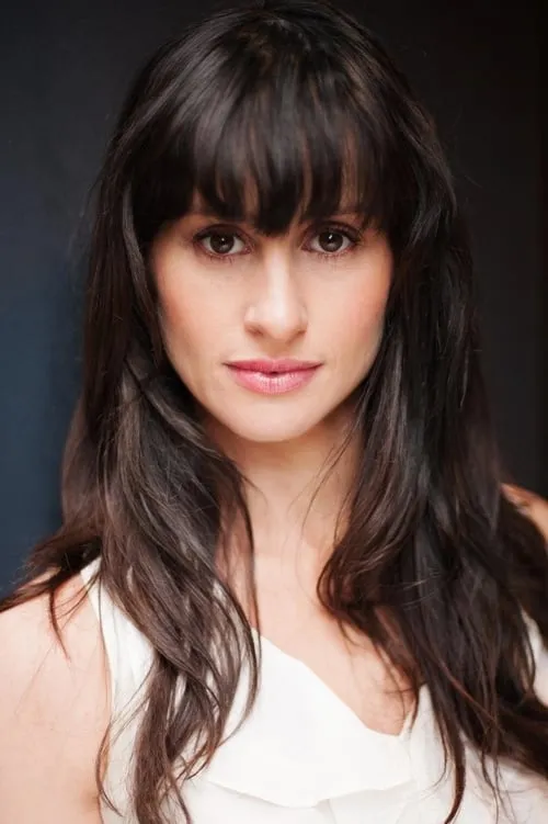 Peter Kowitz ha trabajado con Emma Palmer en 1 ocasiones