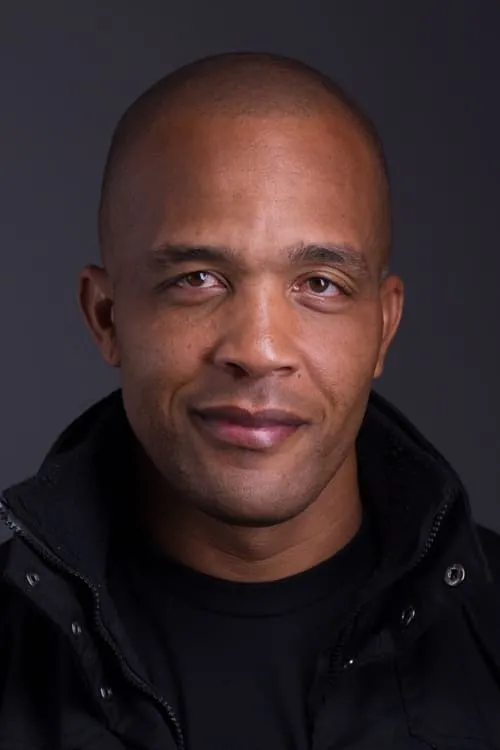 Jahniece Bogwandas ha trabajado con Emmett Hunter en 1 ocasiones