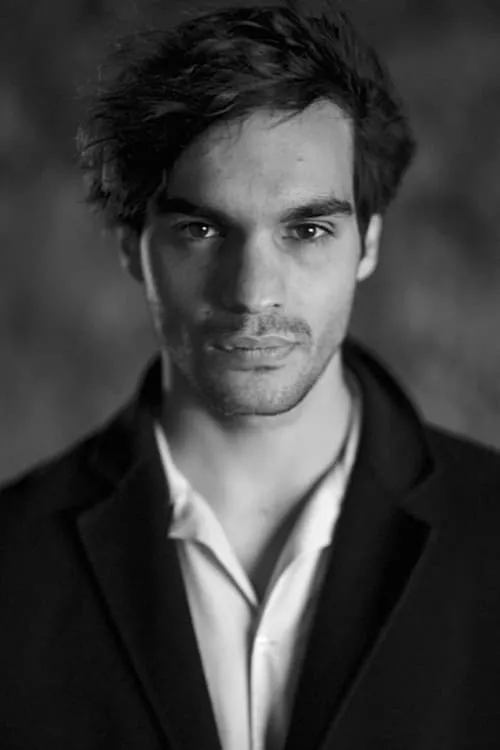 Eneko Sagardoy — personaje: Alex