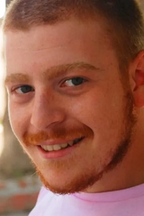 Engin Yavaş interpretando a Kolpa Cantug